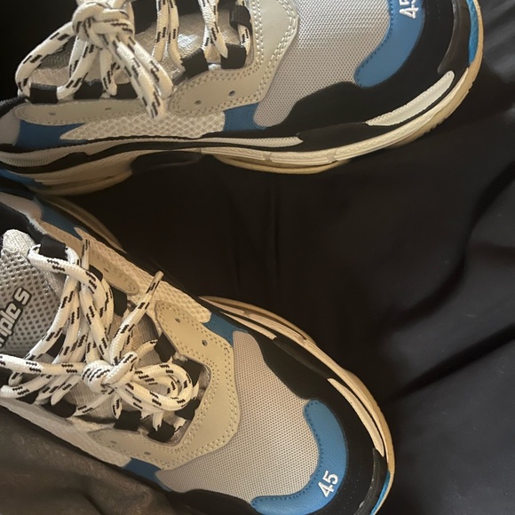 Balenciaga Triple s - Picture 2 of 6